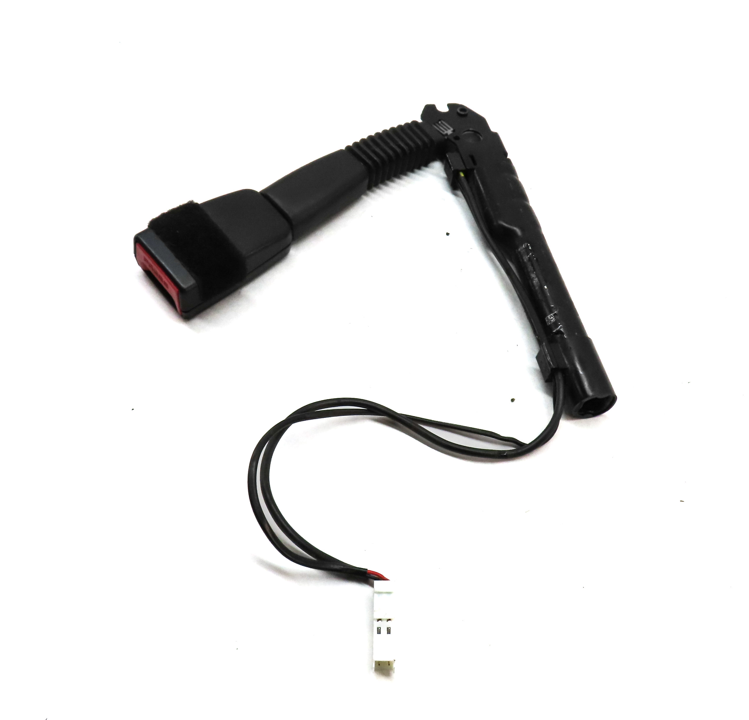 12-19 BMW 2 3 4 M3 (F22 F32 F33 F34 F36) FRONT RIGHT PASSENGER SEATBELT RECEIVER — exact item pictured